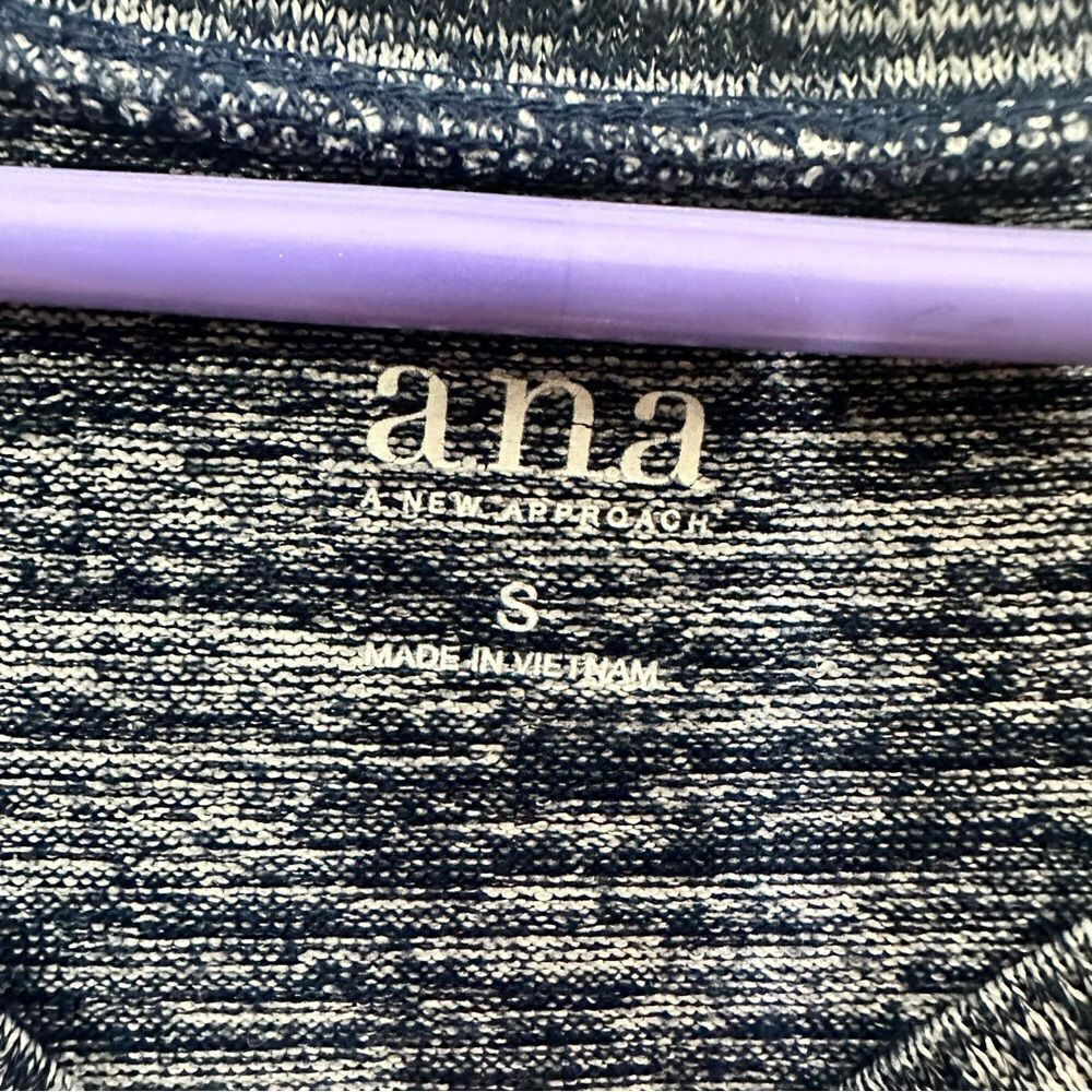 Ana small top‎ - Picture 4 of 6